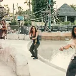 Pirates World אגדה