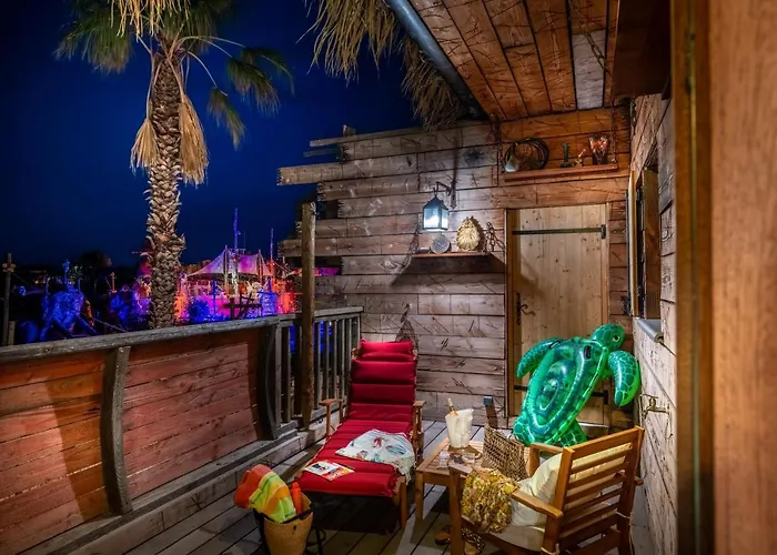 Pirates World Szálloda 5*